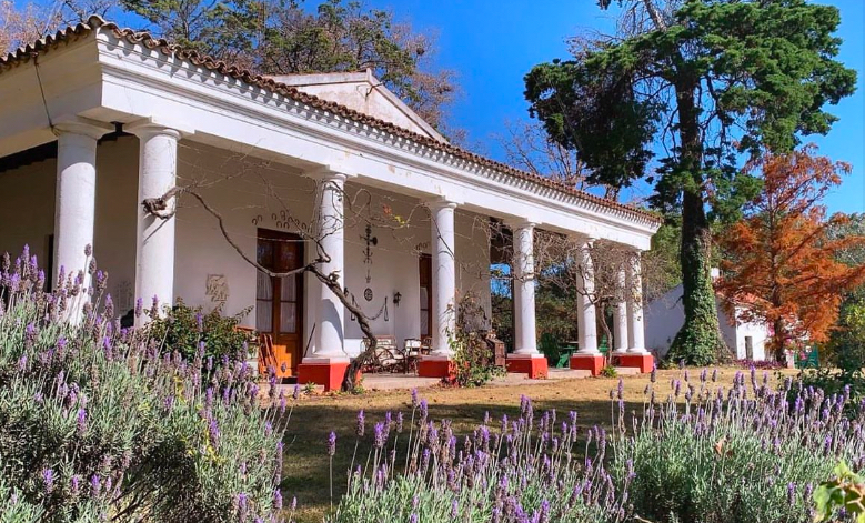 Casa principal de Estancia Pozo de Correa